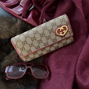 Vintage red Gucci GG Canvas Leather Heart Logo Continental large folding Wallet